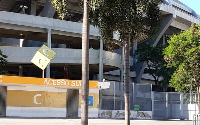 Maracanã, lado de fora