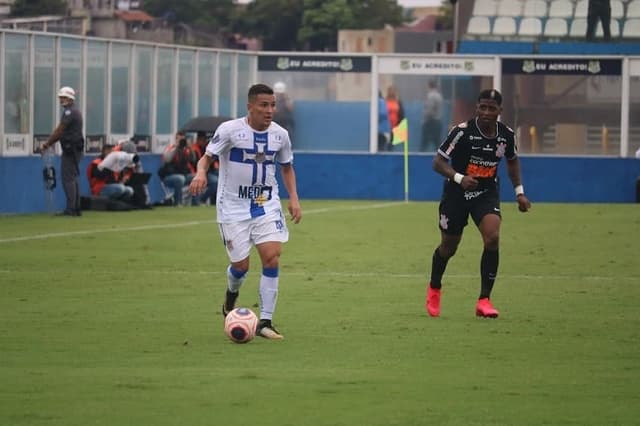 Água Santa x Corinthians - Dadá e Yony González