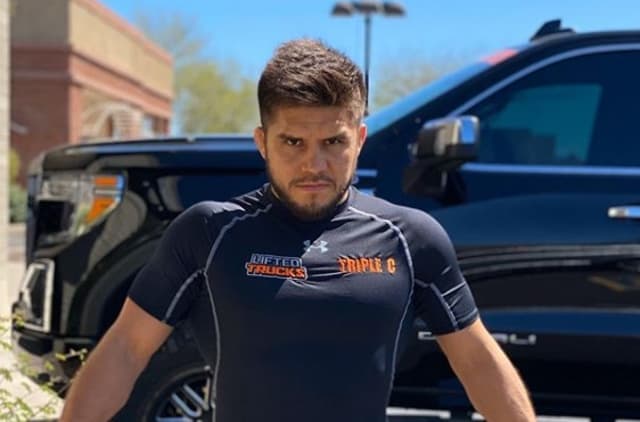 Henry Cejudo é visto como favorito para duelo contra o ex-campeão Dominick Cruz (Foto: Reprodução/Instagram)