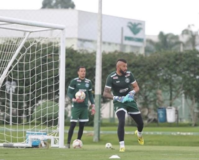 Alex Muralha e Wilson