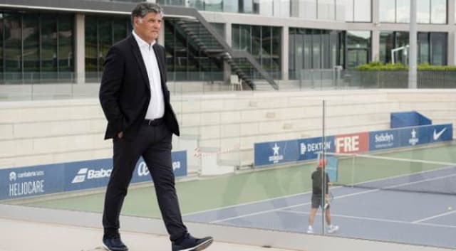 Toni Nadal nas dependências da Rafa Nadal Academy