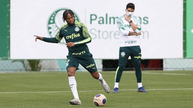 Luiz Adriano Palmeiras