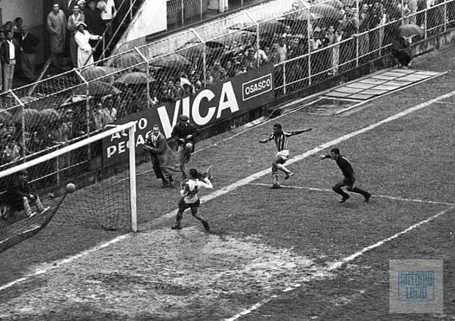 Santos 11 x 0 Botafogo-SP