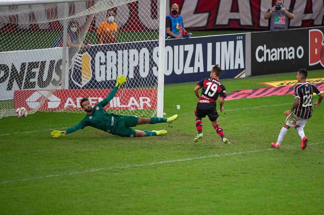 Gol - Michael - Fluminense x Flamengo