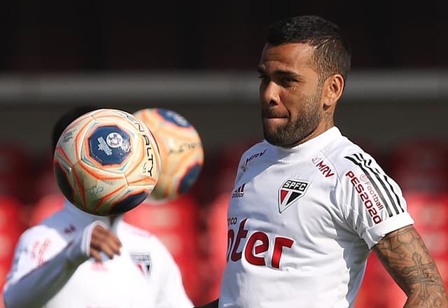 Daniel Alves - Treino São Paulo