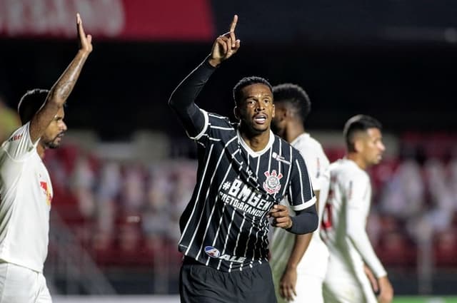 Jô - Red Bull Bragantino x Corinthians