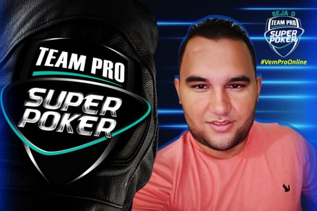 SuperPoker Team Pro Alex Victor