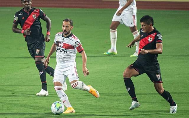 Everton Ribeiro - Flamengo X Atlétio-GO