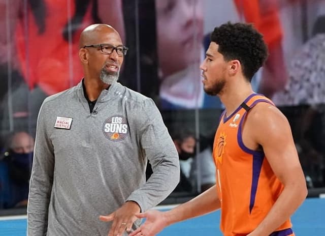 Monty Williams e Devin Booker