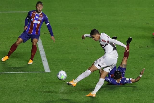 São Paulo x Bahia - Vitor Bueno e João Pedro