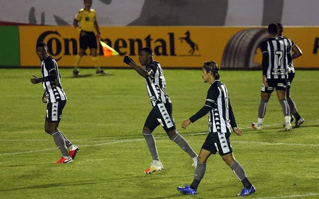 Paraná x Botafogo - Comemoração