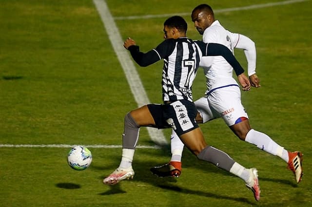 Paraná x Botafogo - Luís Henrique