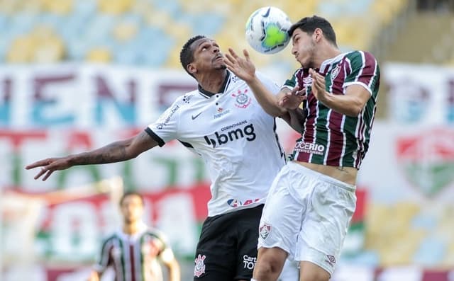 Jô - Fluminense x Corinthians