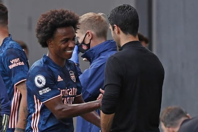 Willian e Arteta - Arsenal