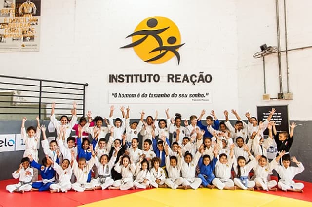 Instituto Reação