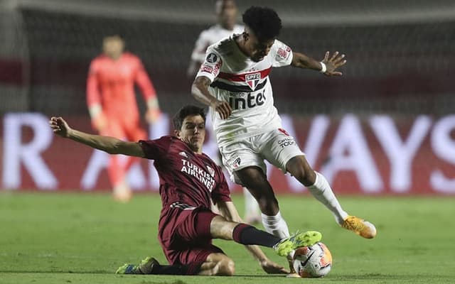 São Paulo x River Plate - Disputa