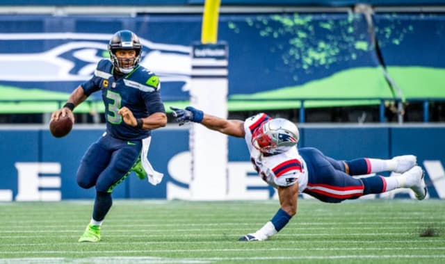 Russell Wilson teve números excelentes em vitória do Seahawks