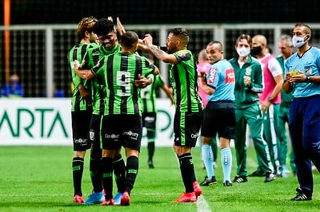 O Coelho dominou a partida do início ao  fim e se garantiu na fase oitavas de final da Copa do Brasil