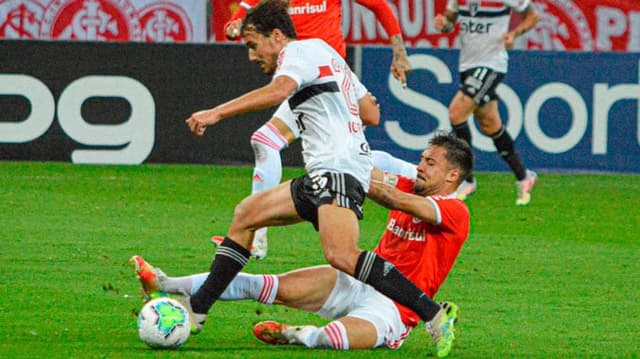 Igor Gomes Internacional x São Paulo