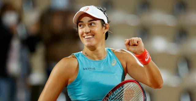 Caroline Garcia vibra em duelo contra Elise Mertens em Roland Garros