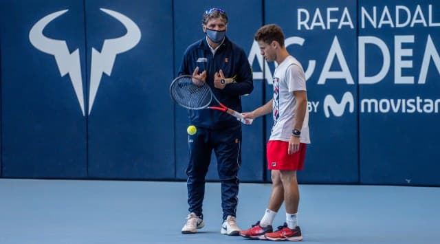 Toni Nadal orienta Diego Schwartzman na Rafa Nadal Academy