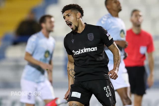 Douglas - PAOK