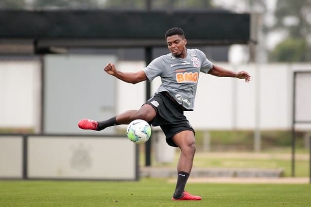 Jemerson - Treino Corinthians