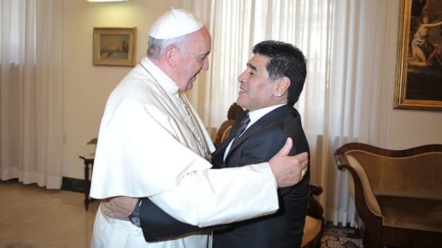 Maradona e Papa Francisco