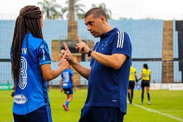 Marcelo Frigério, o Tchelo, tem um grupo reduzido por conta da Covid-19