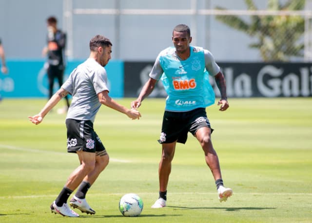 Treino_Corinthians_04_12