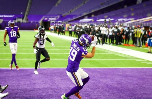 adam thielen minnesota vikings