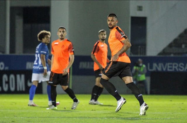 Davi Luis - Feirense