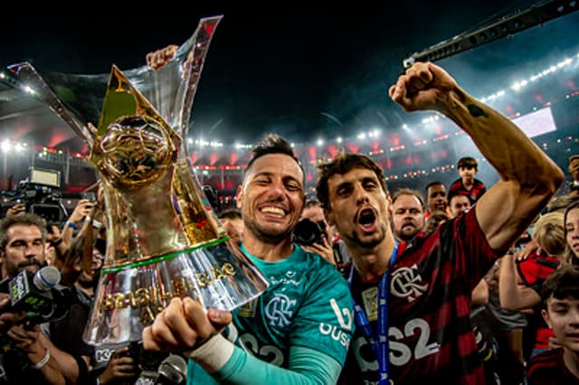 Diego Alves e Rodrigo Caio