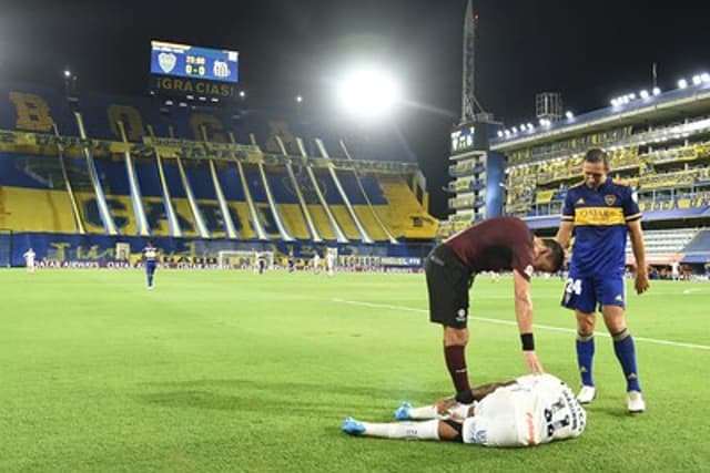 Marinho contra o Boca Juniors