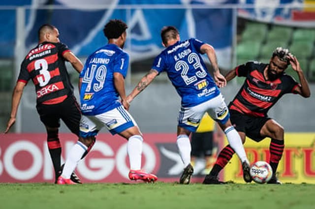 A Raposa não conseguiu vencer o lanterna da Série B nos dois confrontos da temporada