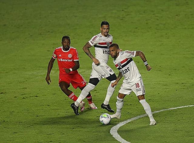 Daniel Alves - São Paulo