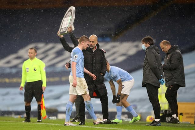 Manchester City x Aston Villa - Pep Guardiola e Kevin De Bruyne