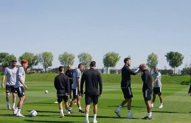 Treino do Tigres no Qatar antes de enfrentar o Bayern de Munique