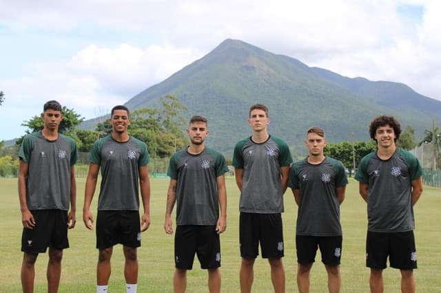 Italo, Antonio, Uesley Gaúcho, Gabriel Nazário, Montebello e Lucas Martins - Figueirense