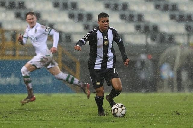 João Victor - Nacional-POR