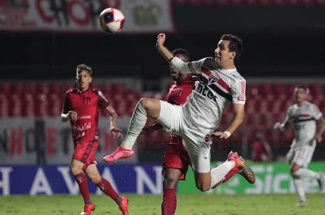 Pablo teve um gol anulado contra o Botafogo