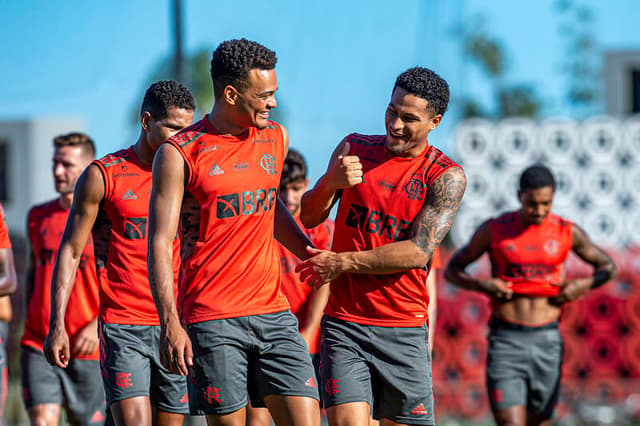 Flamengo - João Gomes e Rodrigo Muniz