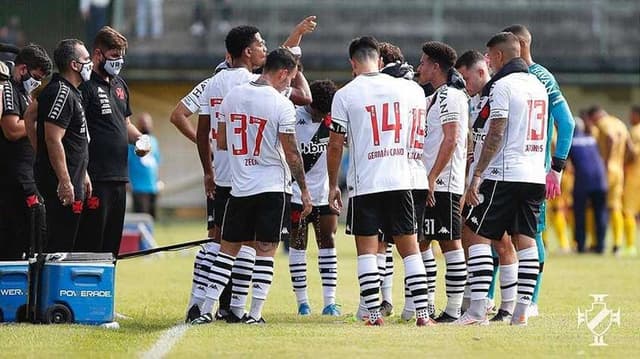 Vasco 2x2 Madureira