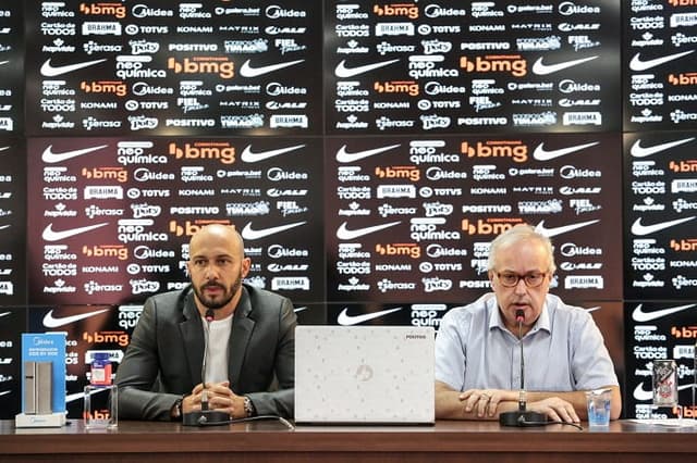 Coletiva - Alessandro e Roberto de Andrade - Corinthians