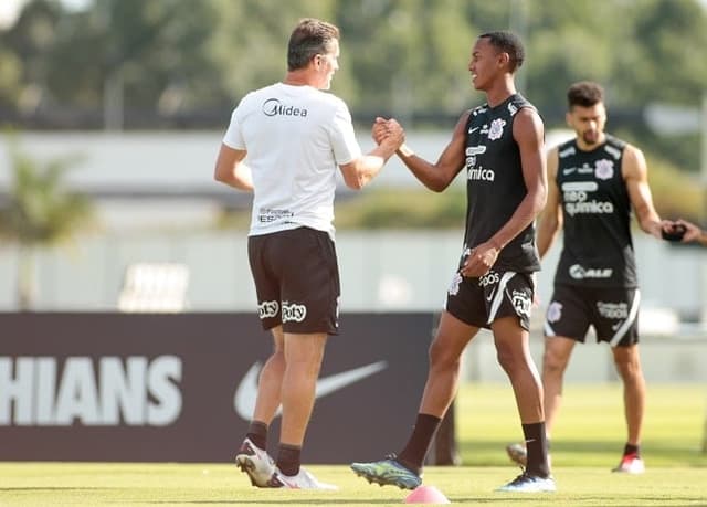 Mancini e Cauê - Treino Corinthians