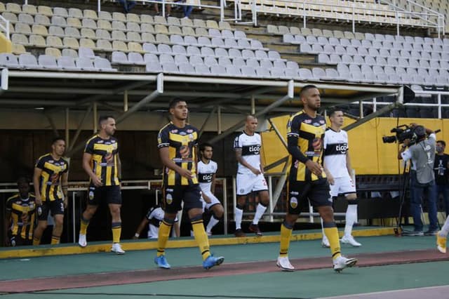 Deportivo Táchira x Olimpia