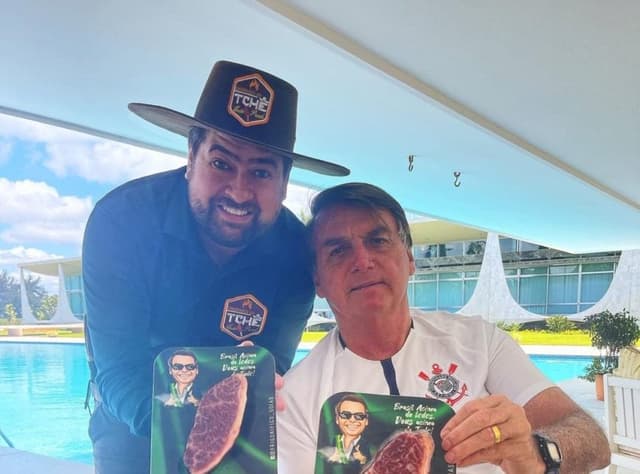 Jair Bolsonaro - camisa de time