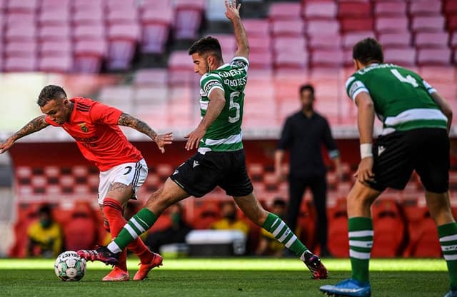 Benfica x Sporting Lisboa.