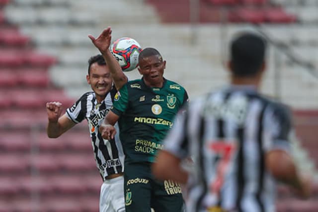 Duelo de ida das finais em Minas foi muito equilibrado. Mas o Galo está a um empate do bicampeonato