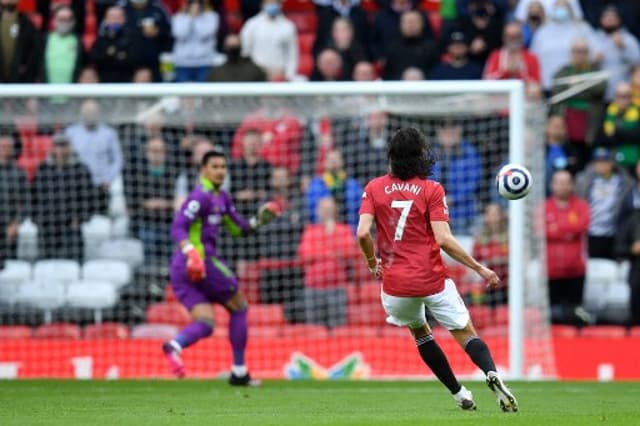 Cavani - Manchester United x Fulham